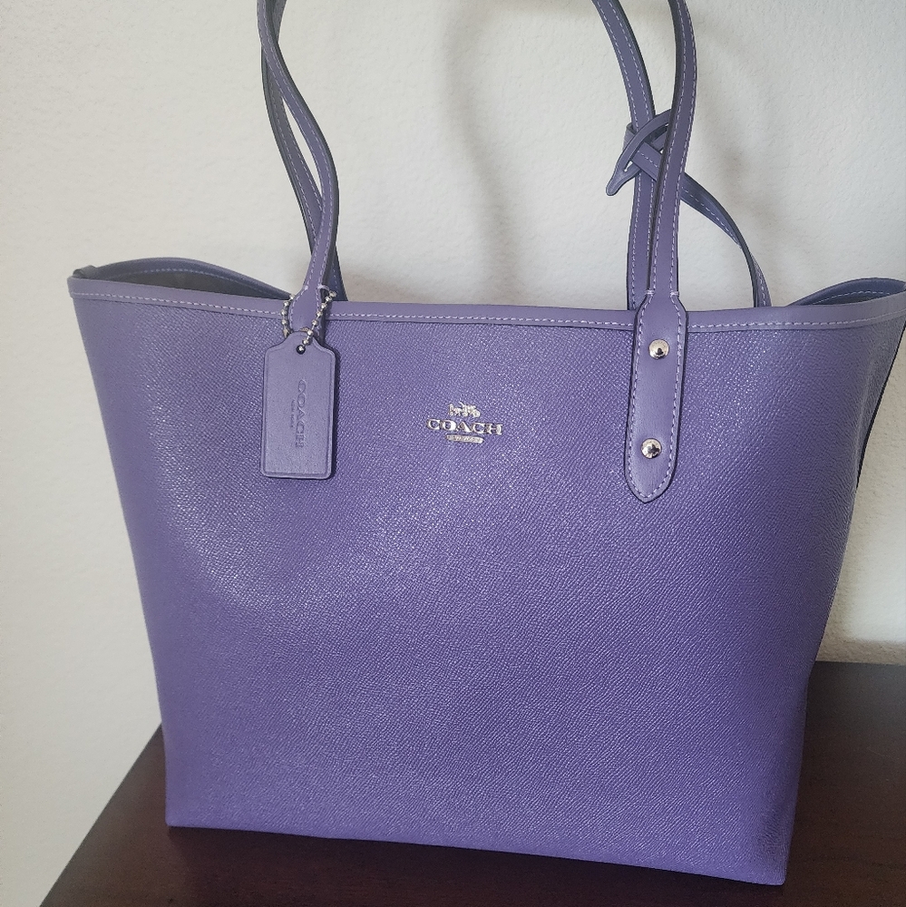 COACH REVERSIBLE TOTE